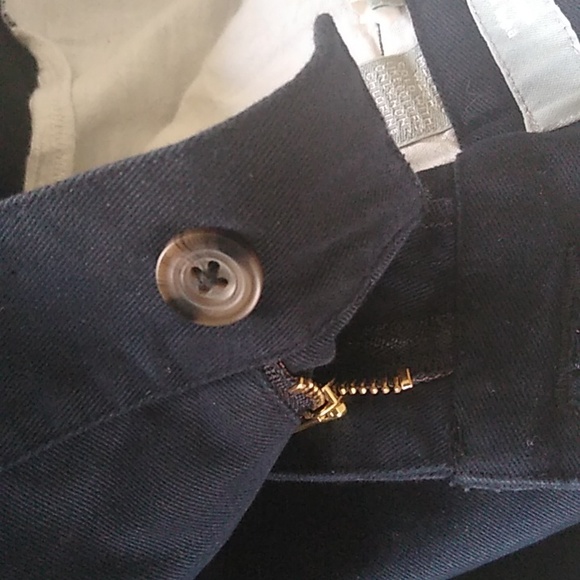 Evergreen Shorts - Picture 8 of 9